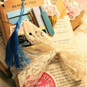 Blind Date with a Book – Curated Surprise Book Selection + Free Gifts